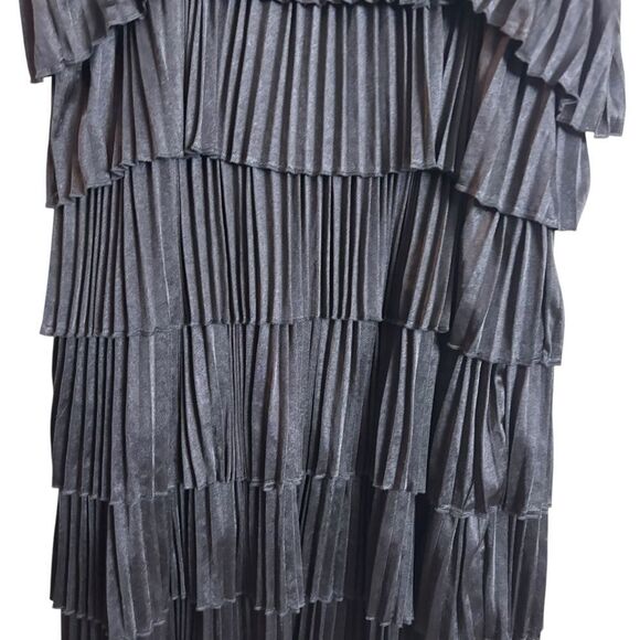 Larok Black Pleated Tiered Mini Babydoll Dress Size large - Picture 9 of 11